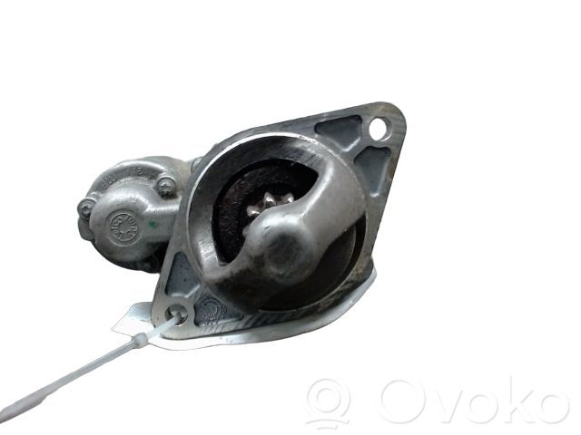 Opel Meriva A Стартер 