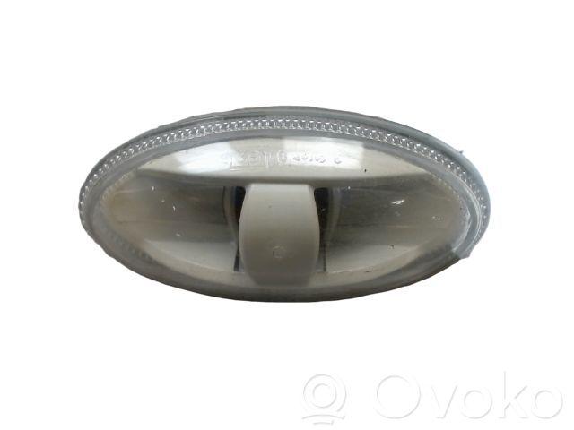 Spārna pagrieziena lukturis   6325G3,0910915,15225589,180273002,1802730021,3040974,4225178,44183535,5501404NAE,632561,632574,6325G3,6325G4,6600078,817300H010,9680057480,CI2014041,CI3044041,CI3204041,CI5204041,CI5224041,CI5224041CZ,CI7154041,CI7174041,CI9174041,FL0291,PG0094041,PG0614041,PG2014041,PG4224041,PG9064041,PG9084041,TY2014041