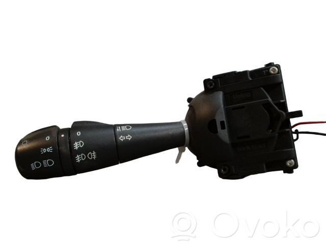 Commodo de clignotant   255401303R,255401303R,255671163R,E10670313