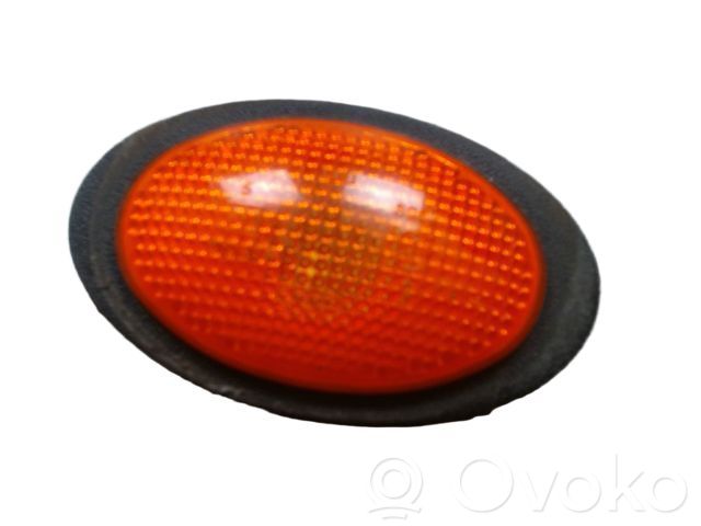Ford Fiesta Front fender indicator light 