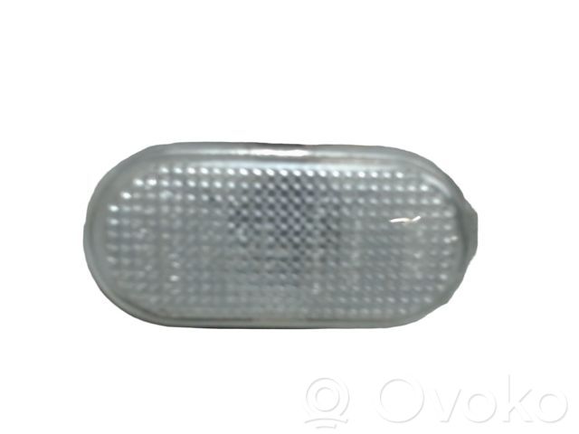 Seitenblinker   8200257684,15004109,176786,177427,180617112,2616000QAA,2616000QAD,30289,3103168,3118218,4310915,4371915,44004033,4401951,4416076,4431699,4500716,4539063800,5511403NUEC,5511411NUE,7700806228,7700822136,7701047516,8200194580,8200257684,8200257685,A4539063800