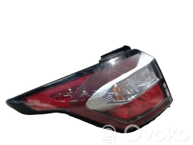 Ford Kuga II Aizmugurējais lukturis virsbūvē 