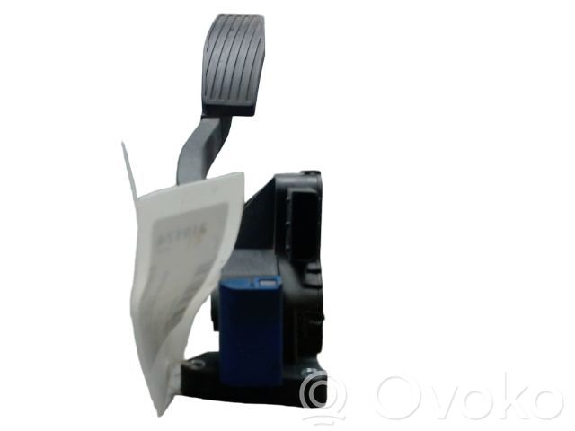 Opel Corsa D Accelerator throttle pedal 