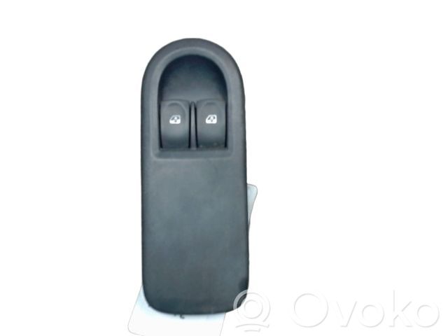 Renault Clio III Electric window control switch 