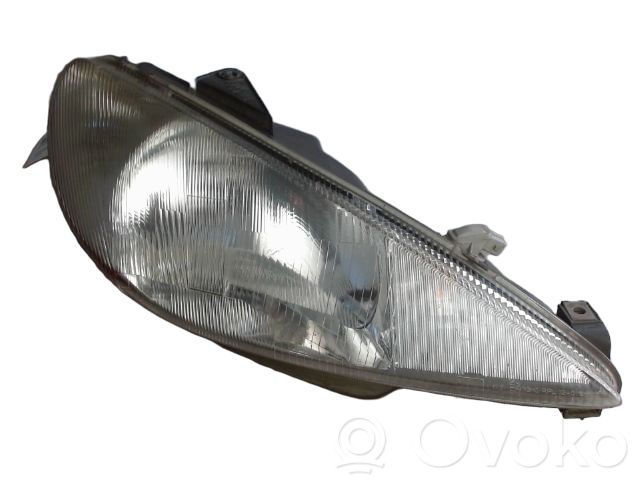 Peugeot 206 Lampa przednia 