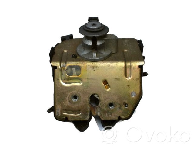 Ford Focus Bagāžnieks slēdzene 