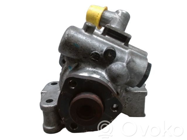 Mercedes-Benz E W211 Power steering pump 