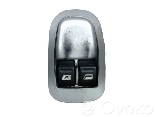 Peugeot 206+ Electric window control switch 