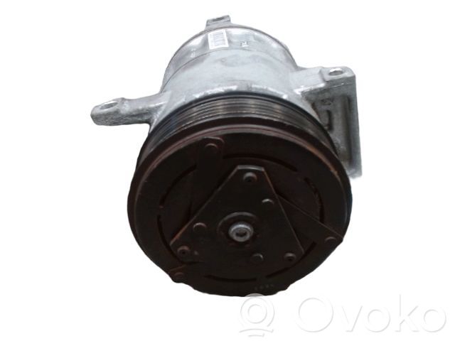 Renault Captur Klimakompressor Pumpe 