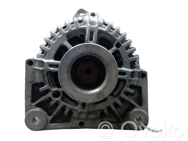 Renault Clio III Generator/alternator 