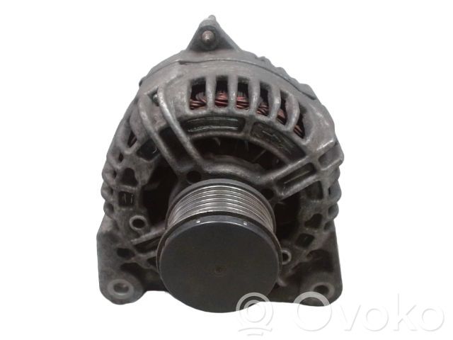 Renault Clio III Alternator 