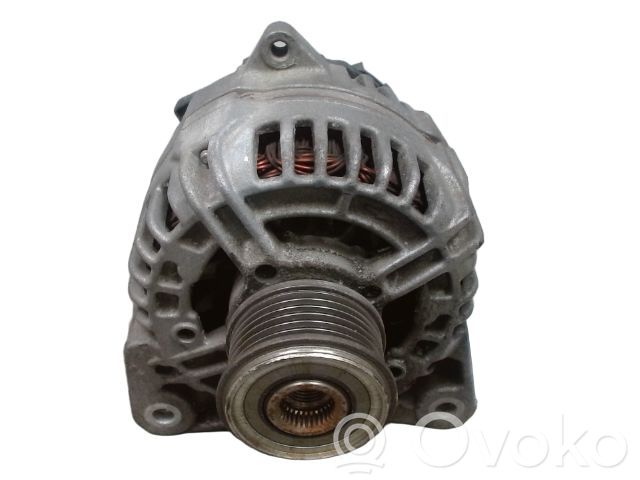 Renault Twingo II Generatore/alternatore 