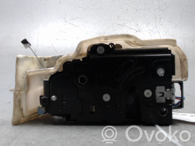 Volkswagen Golf V Încuietoare ușă față 