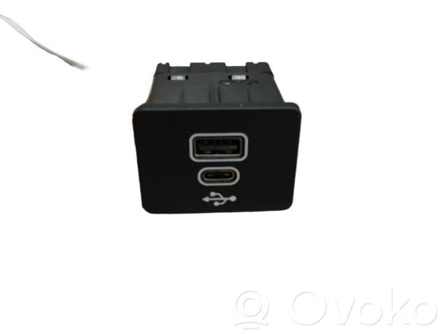 Ford Kuga III USB-Anschluss 