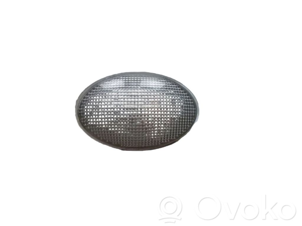 Opel Corsa C Semnalizator bară față 