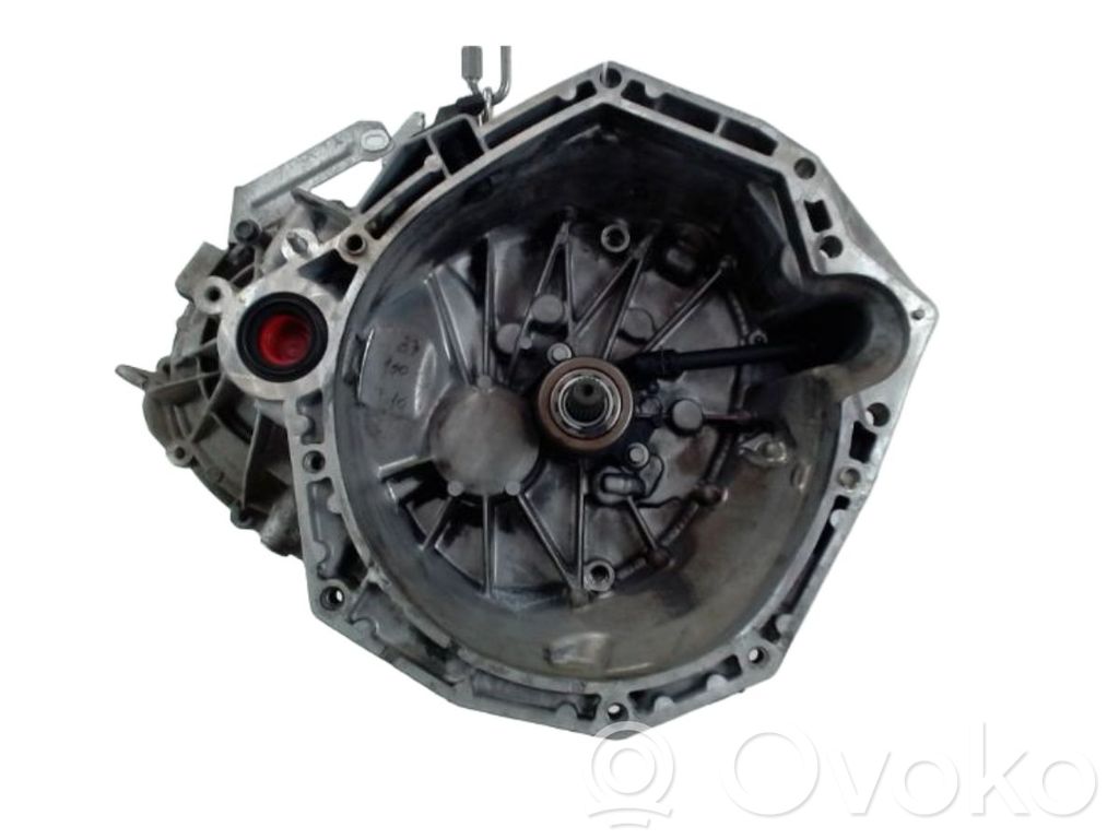 Nissan Juke I F15 Scatola del cambio manuale a 6 velocità
