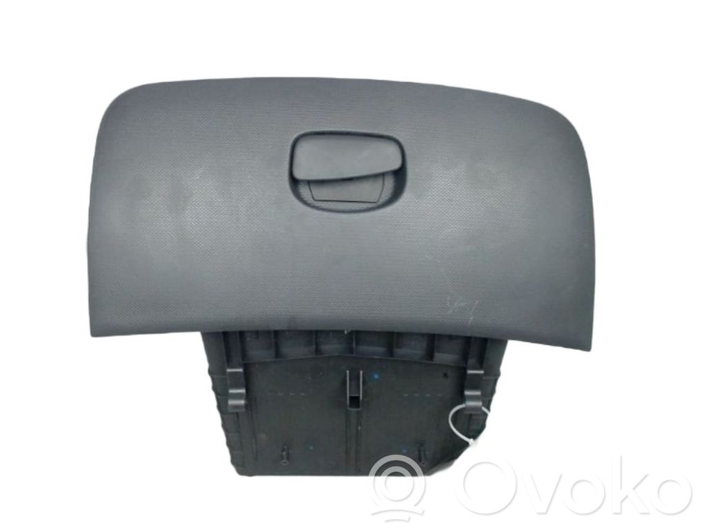 Renault Clio IV Handschuhfach