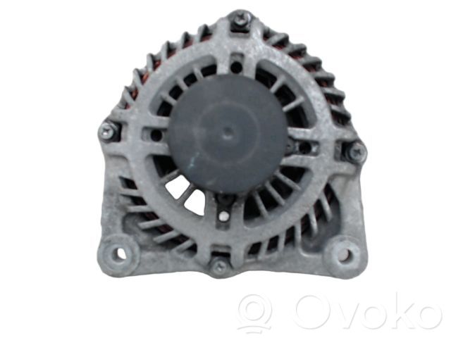 Nissan Qashqai Generatore/alternatore 