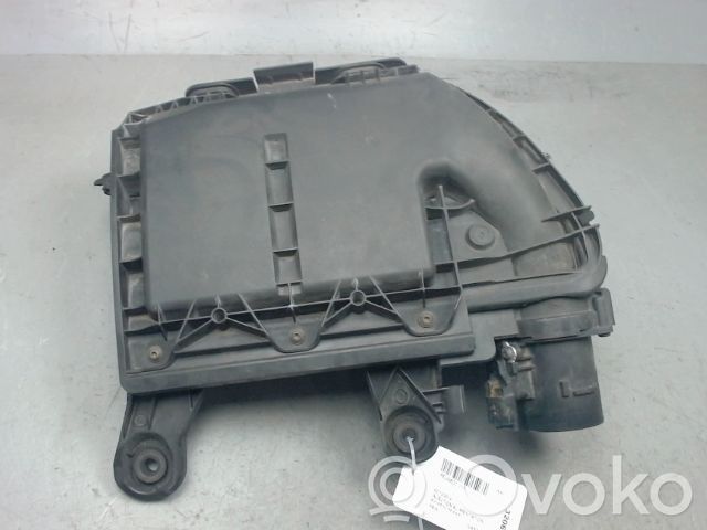 Peugeot 208 I Boîtier de filtre à air 