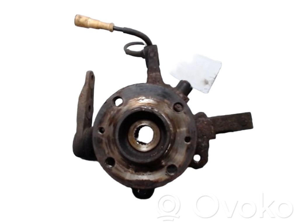Renault Clio II Rodamiento de cubo de rueda delantera 