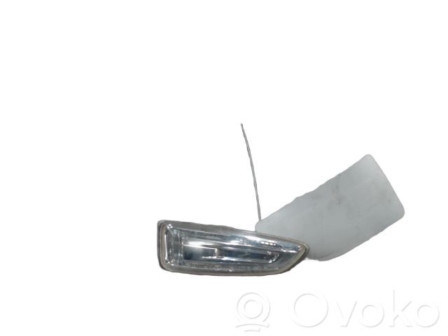 Opel Astra J Indicatore di direzione del parafango anteriore