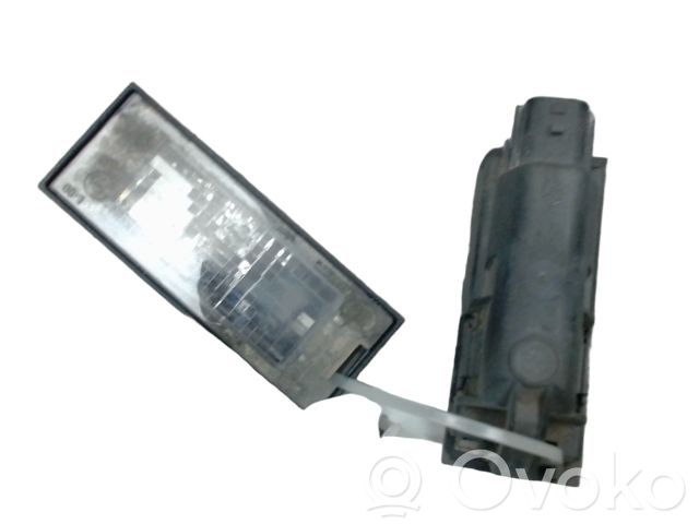 Éclairage de plaque d'immatriculation   8200480127,04222900,04222905,150221002,2403228,2413228,2651000Q0A,265108474R,4159062300,4387920,4415096,4416659,4422473,540204222900,540204222905,60560850,686176,8200480127,93188920,93450297,A4159062300