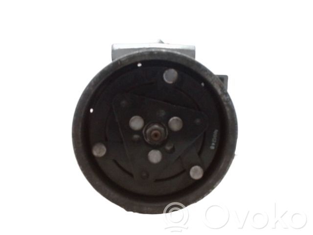 Compresor (pompă) aer condiționat (A/C)   8200953359,8200953359