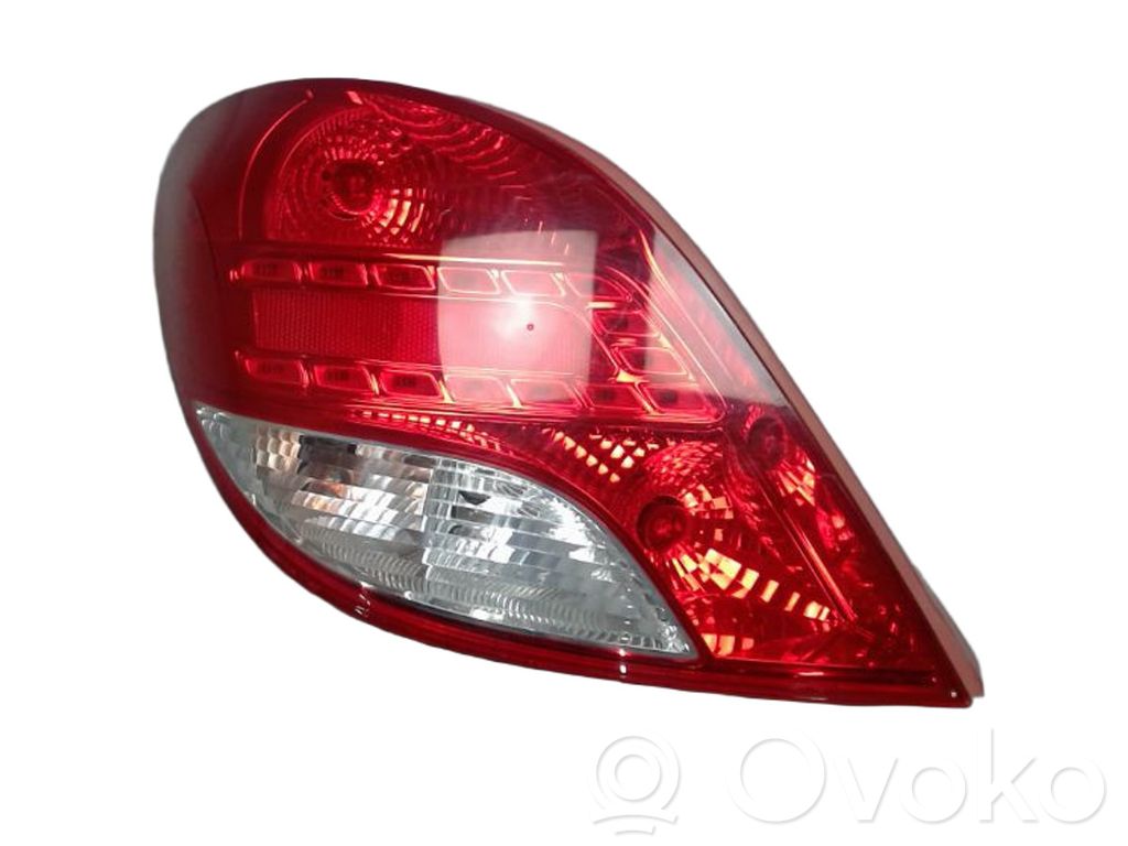 Peugeot 207 Lampă spate în caroserie 