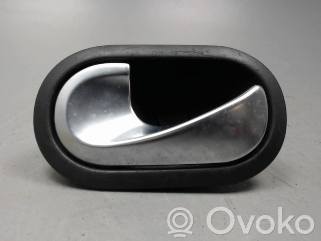 Renault Megane II Poignée inférieure de porte avant