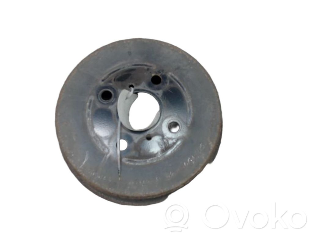 Toyota Yaris Hamulec bębnowy tylny