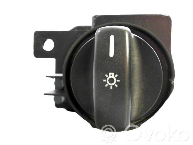 Mercedes-Benz A W169 Interruptor de luz 