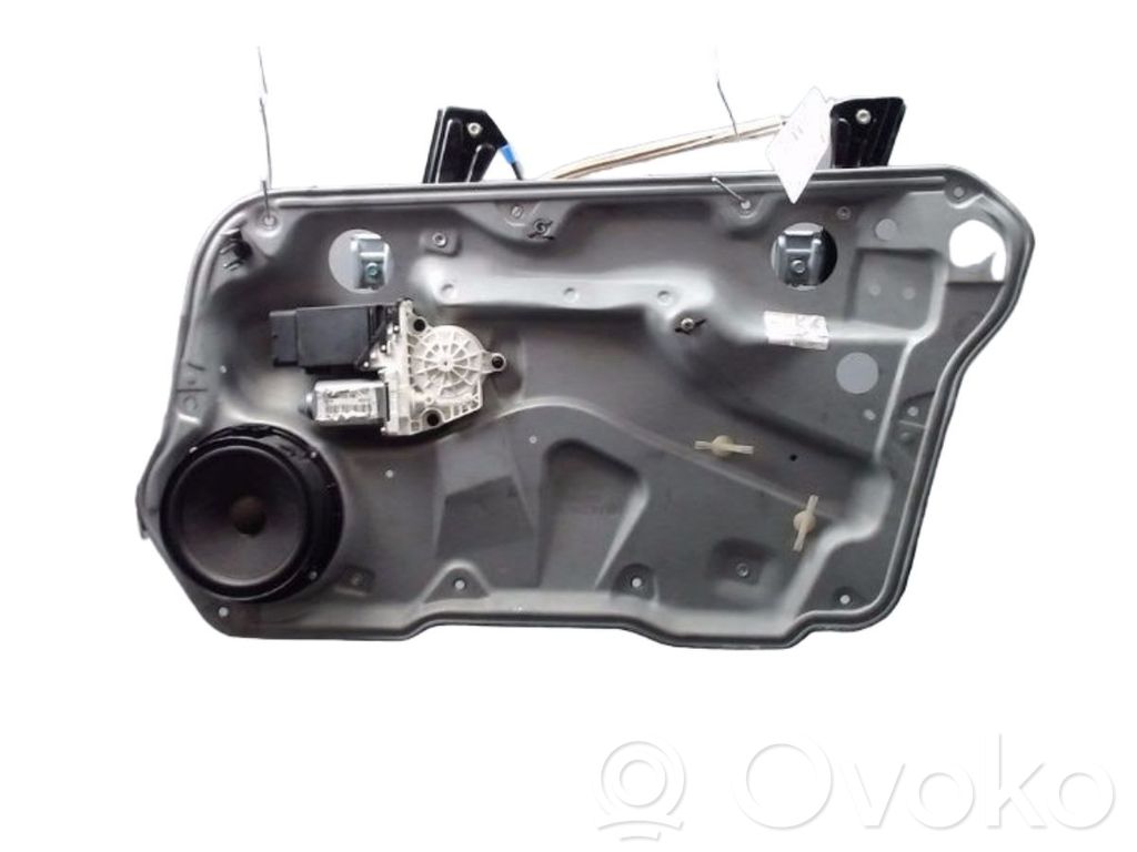 Volkswagen Golf IV Alzacristalli della portiera anteriore con motorino
