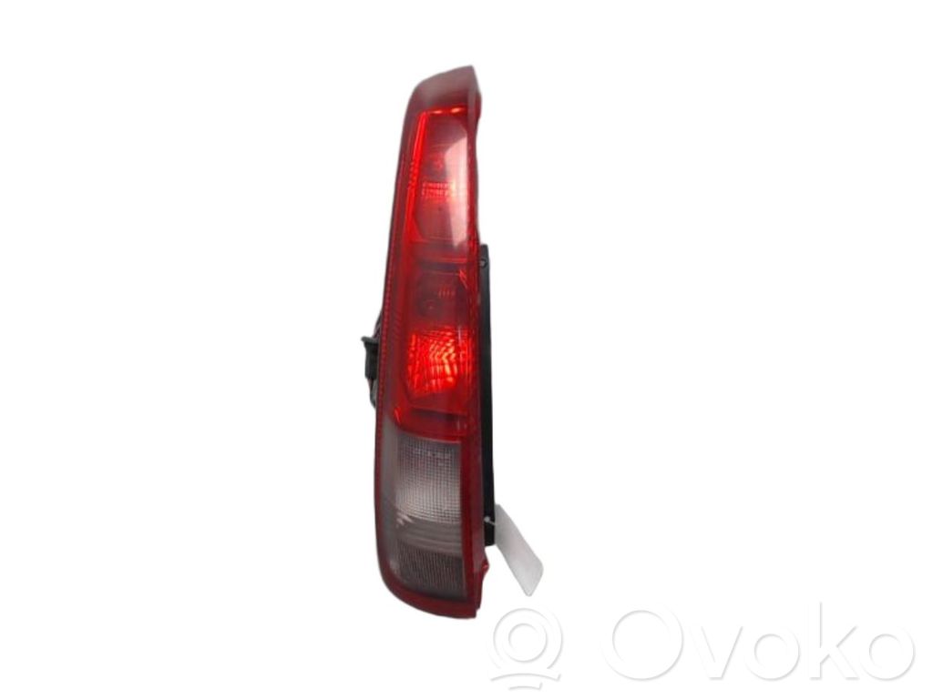 Nissan X-Trail T30 Lampă spate în caroserie