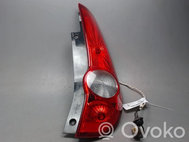 Opel Agila B Lampă spate în caroserie 
