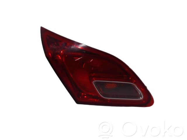 Opel Astra J Takaluukun takavalot