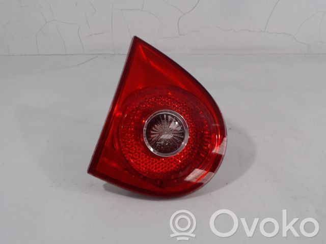 Volkswagen Golf V Feux arrière sur hayon 