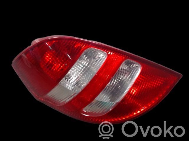 Mercedes-Benz A W169 Lampă spate în caroserie 