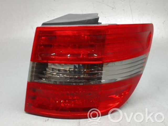 Mercedes-Benz B W245 Luci posteriori 