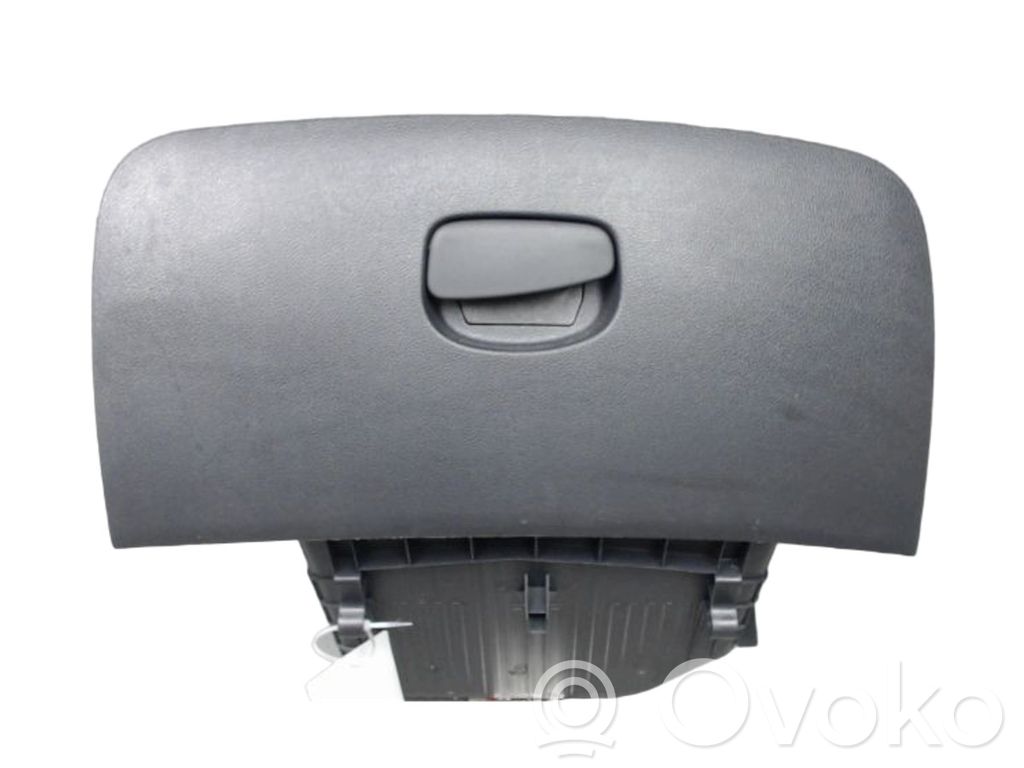 Renault Clio IV Handschuhfach