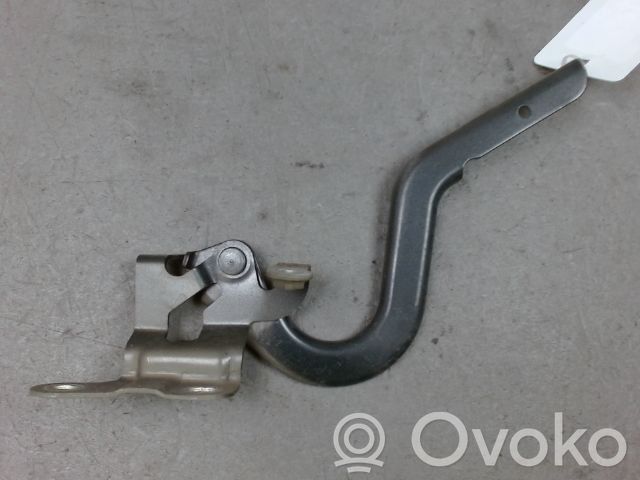 Toyota Yaris Balamale capotă