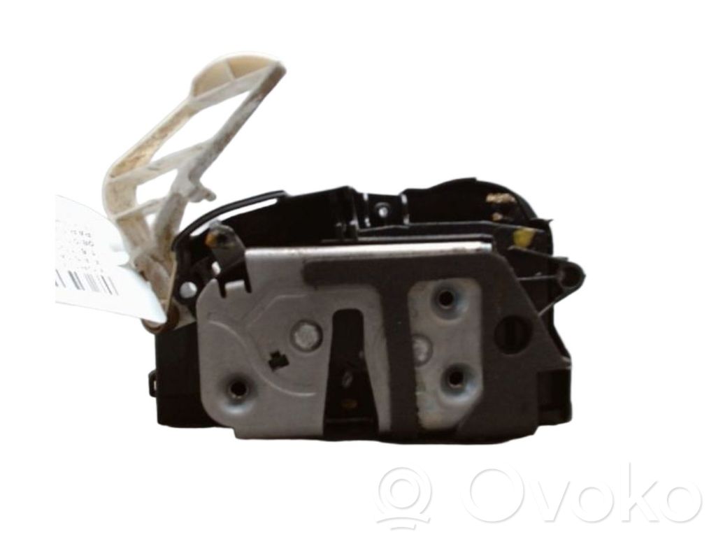 Etuoven lukko   2049023,2049023,8A6AA21813AF