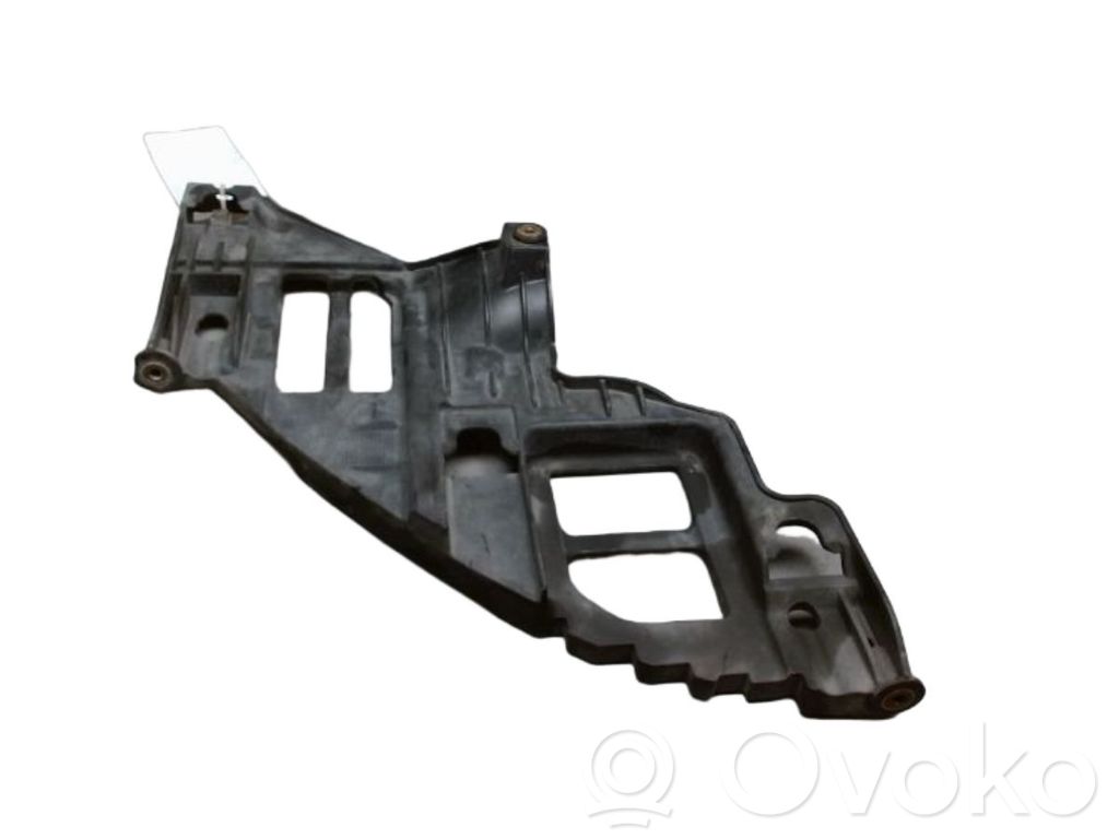 Halterung Scheinwerfer   5K0807572J,5K0807228A,5K0807572J