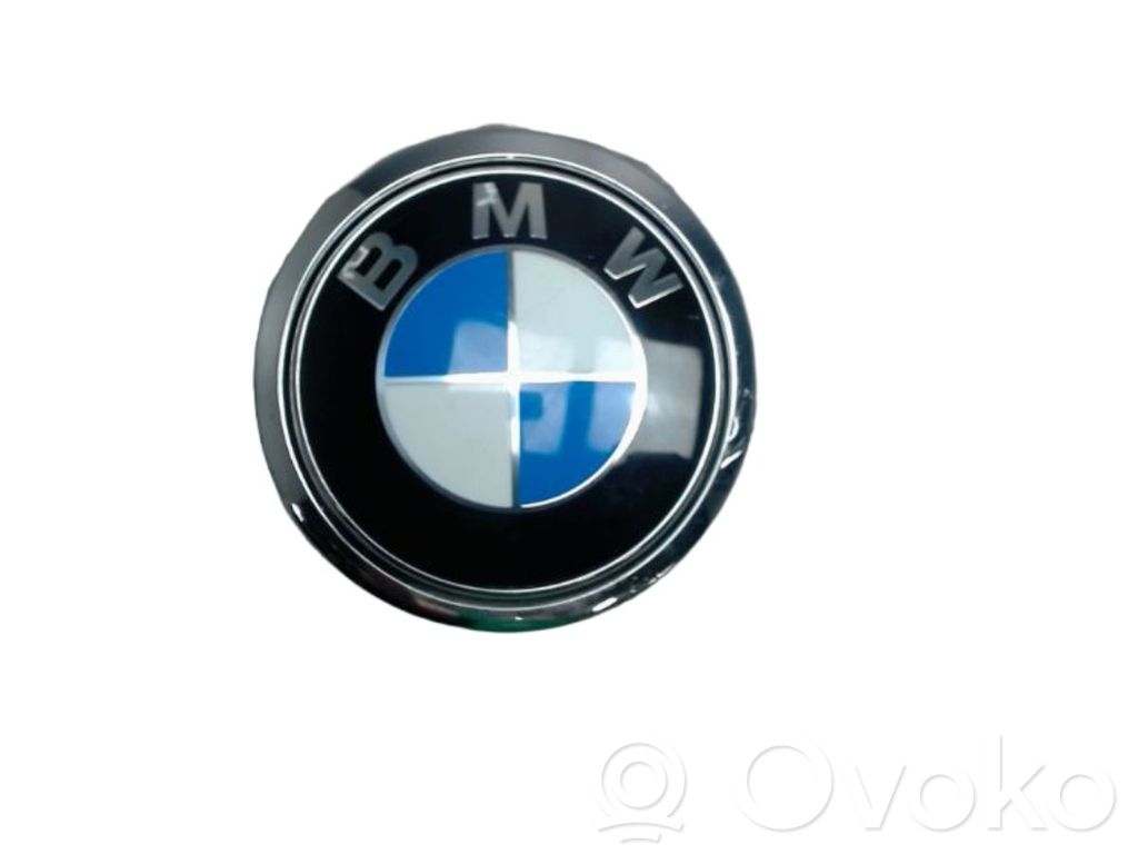 BMW 1 E81 E87 Takaluukun lukon salvan moottori 