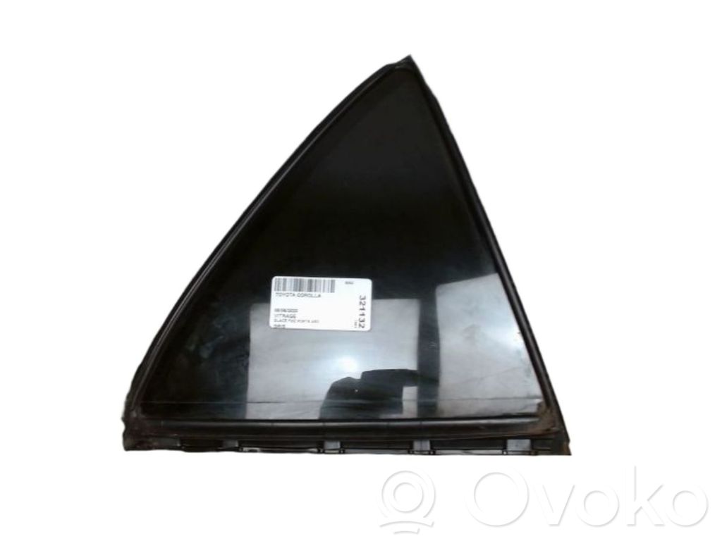 Toyota Corolla E210 E21 Szyba karoseryjna tylna 