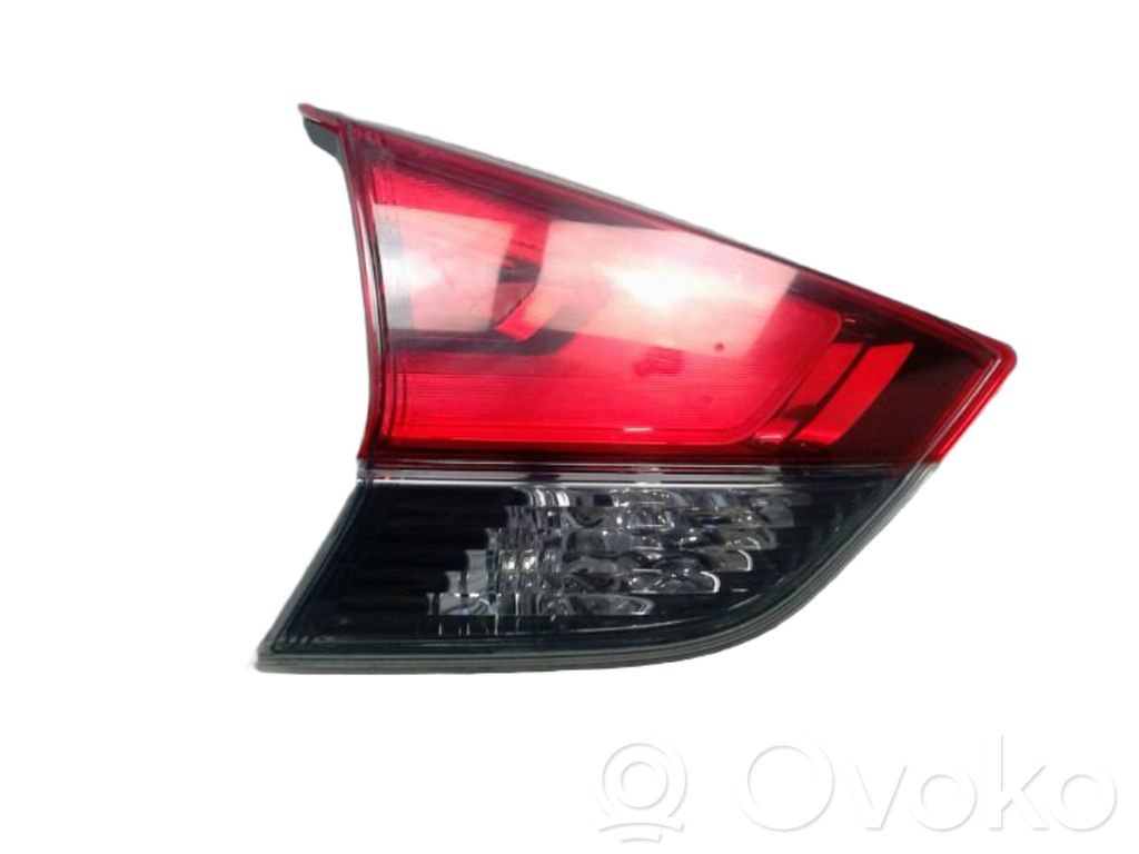 Nissan X-Trail T32 Takaluukun takavalot 