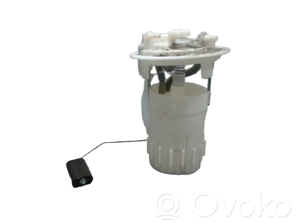 Peugeot 208 I Pompe à carburant 