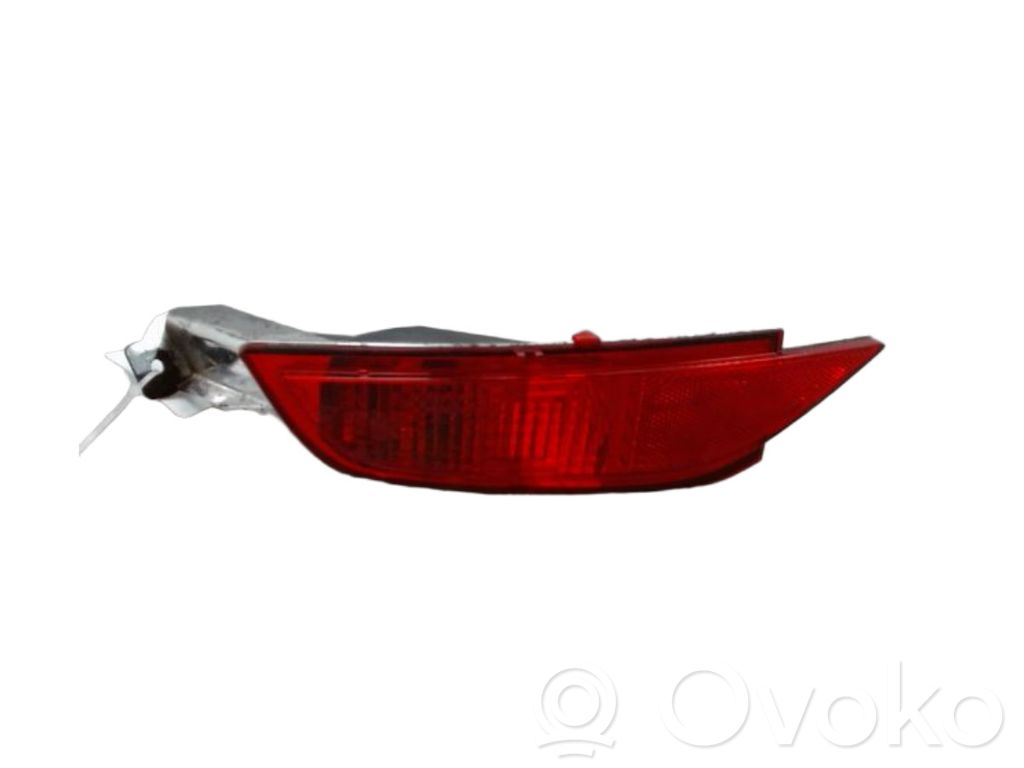 Ford C-MAX II Takapuskurin valo 