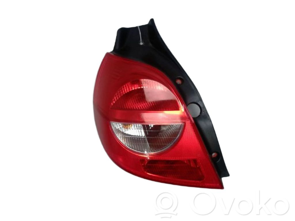Renault Clio III Galinis žibintas kėbule