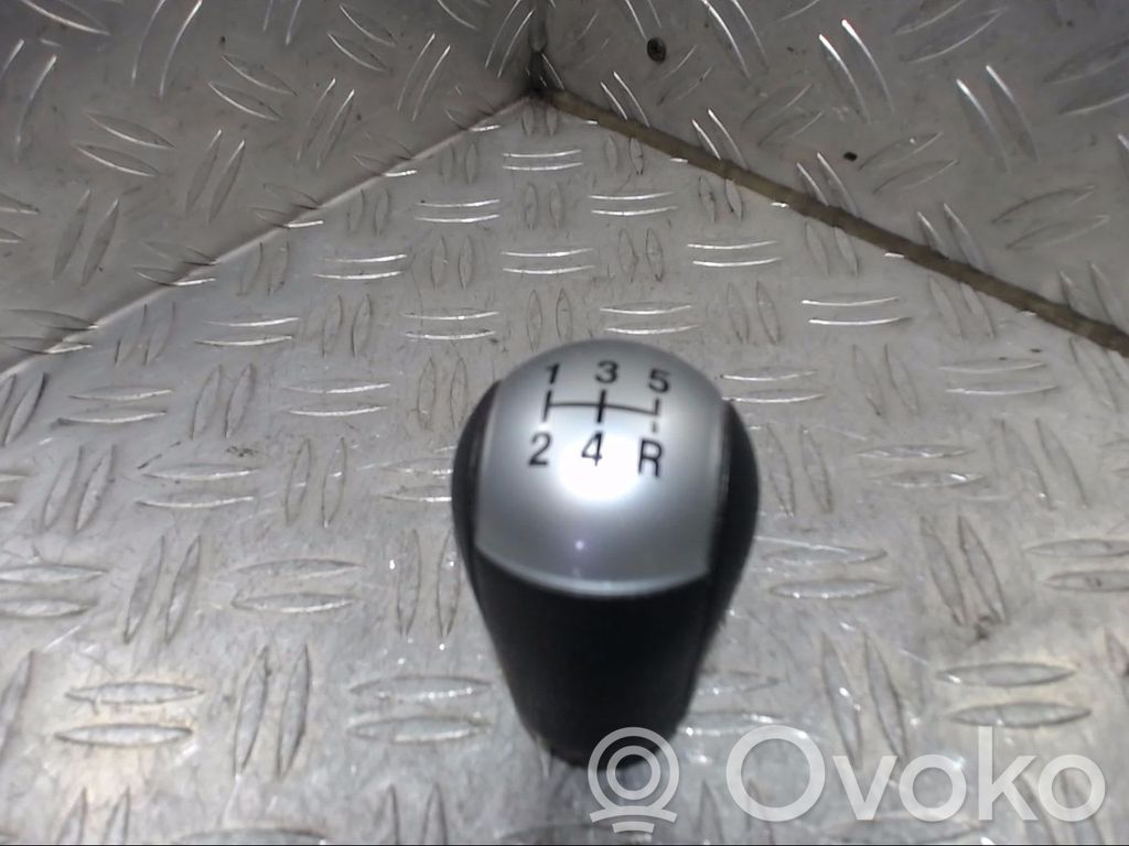 Ford Focus Gear lever shifter trim leather/knob 
