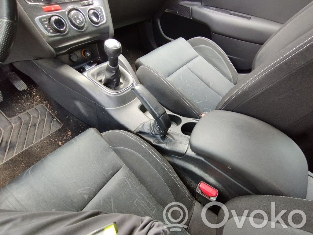 Citroen C4 II Consola central 